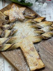 Puff Pastry and Nutella Christmas Tree